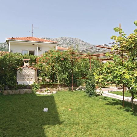 Lovely Apartment In Kastel Kambelovac With Wifi Каштела Экстерьер фото